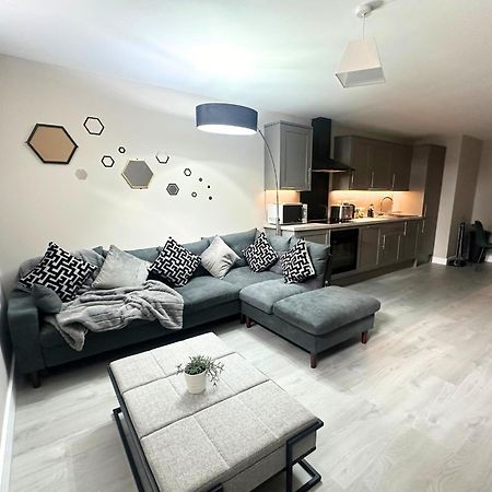 Hanley, Stoke - Modern Spacious Apartments By Polkastays 외부 사진