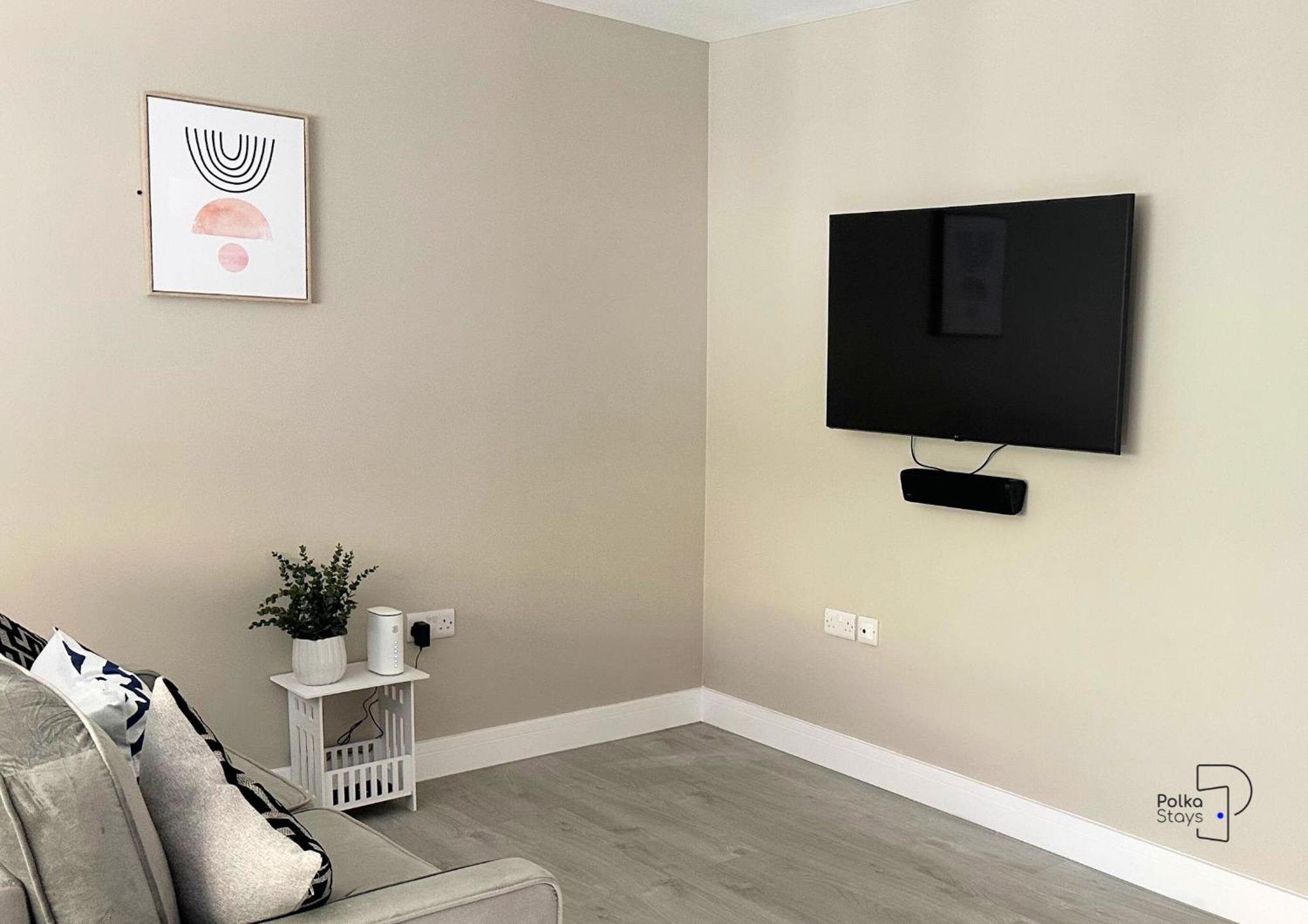 Hanley, Stoke - Modern Spacious Apartments By Polkastays 외부 사진