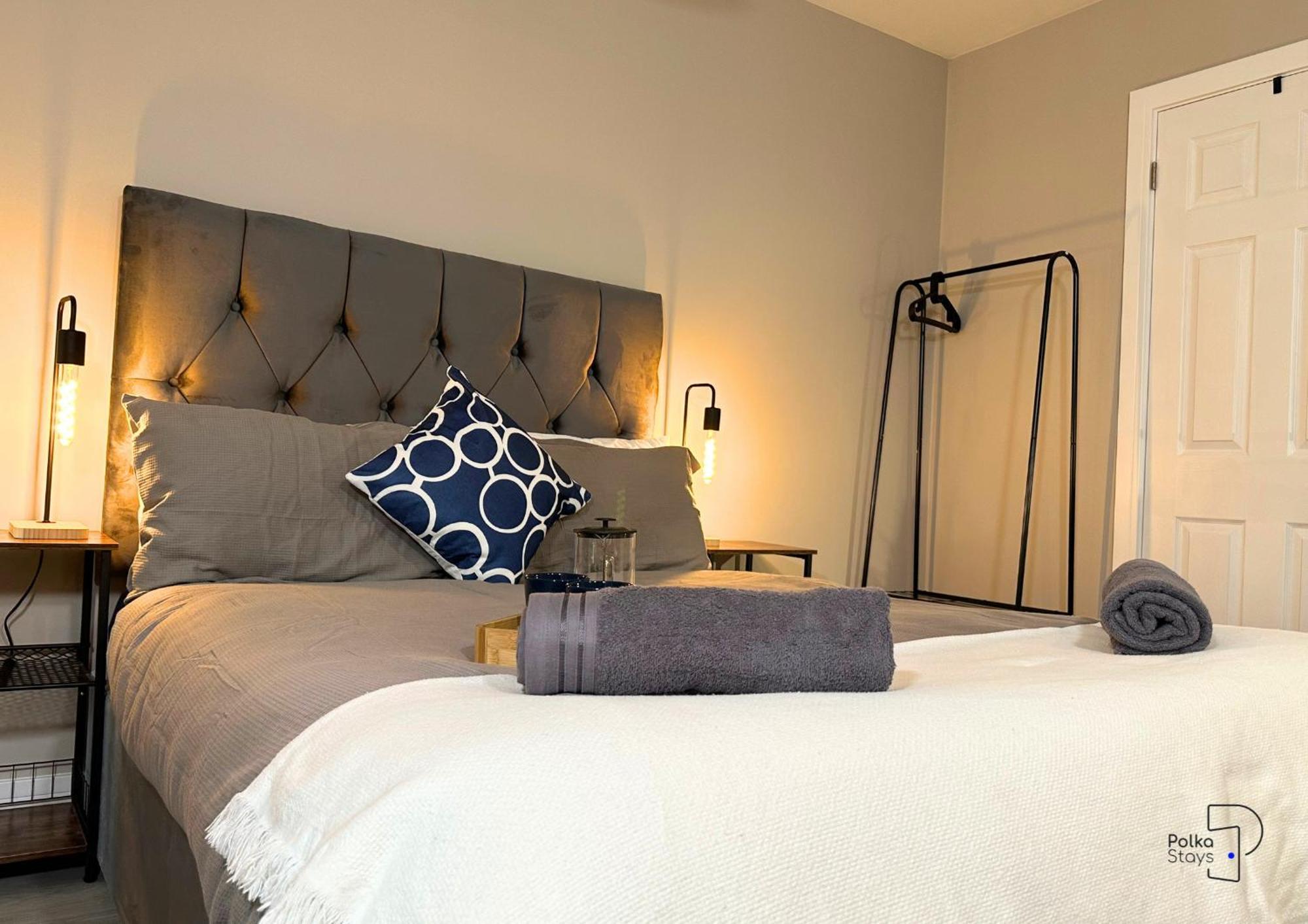 Hanley, Stoke - Modern Spacious Apartments By Polkastays 외부 사진